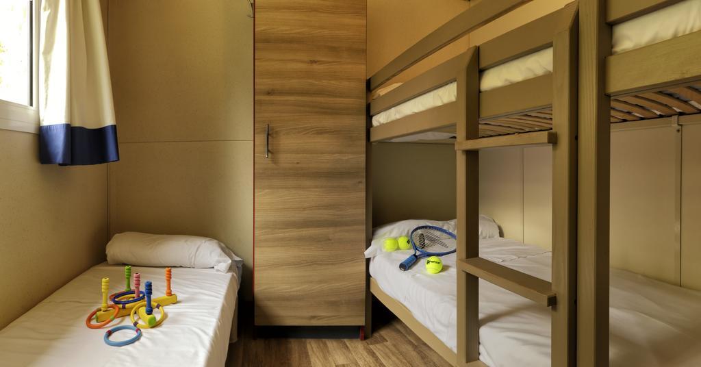 Tamarit Beach Resort Room photo